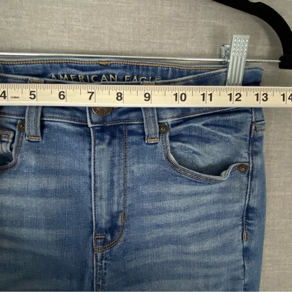 American Eagle Hi-Rise Skinny Kick Jeans Sz 4 Next Level Stretch - Picture 9 of 12